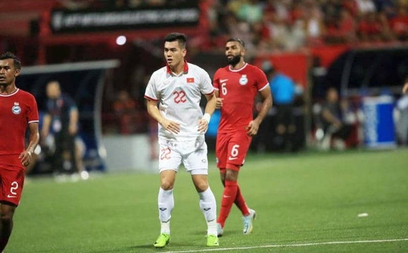 Khái niệm “bán kết lượt đi”